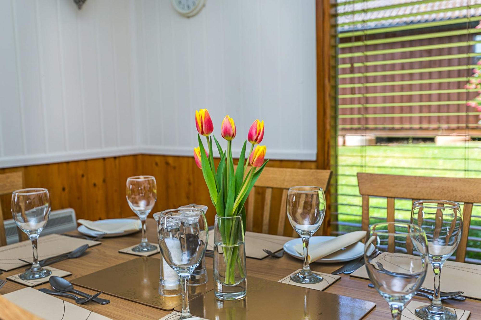 Laburnum Lodge Sleeps 6 Wheelchair Access Minehead Dış mekan fotoğraf